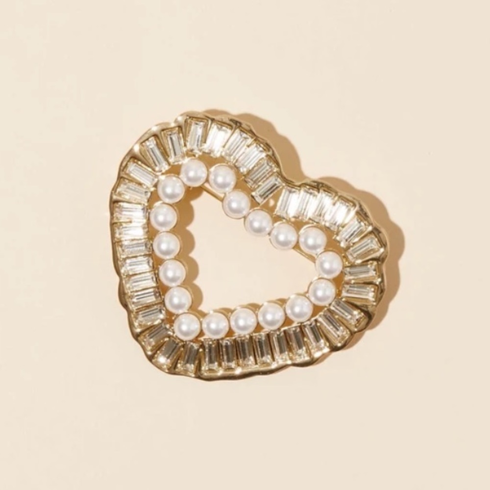 Stoney Clover Lane Open heart brooch 🤍🤩